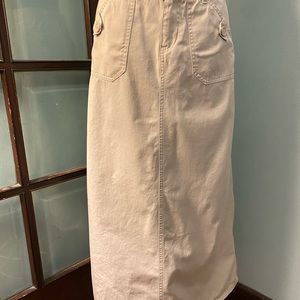 G. H. Bass & Co Sz 4 Khaki Cargo Maxi Skirt